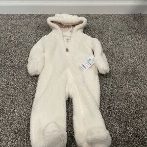 Carter's 9 Months Hooded Sherpa Bunting Pram